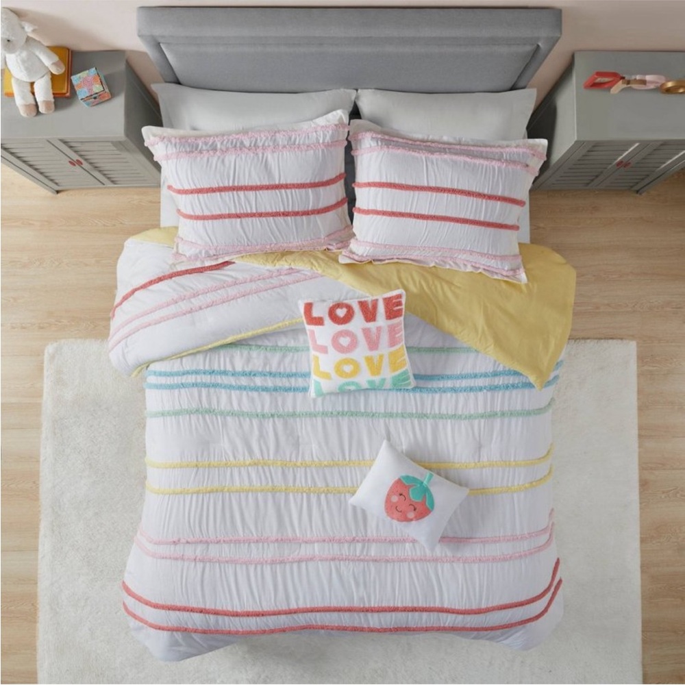 4pc Twin Striped Piper Kids' Comforter Set with Chenille Trim Pink